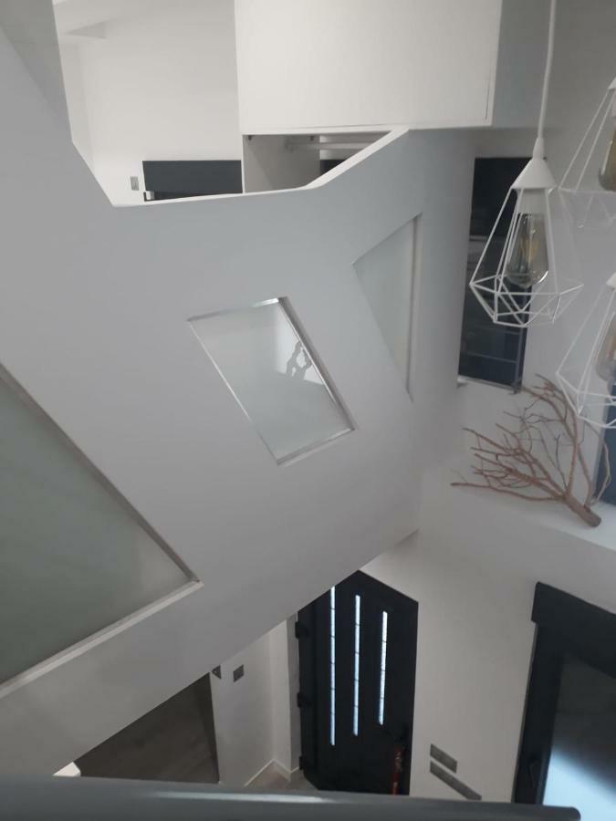 Superb Lofts By Allo Housing *